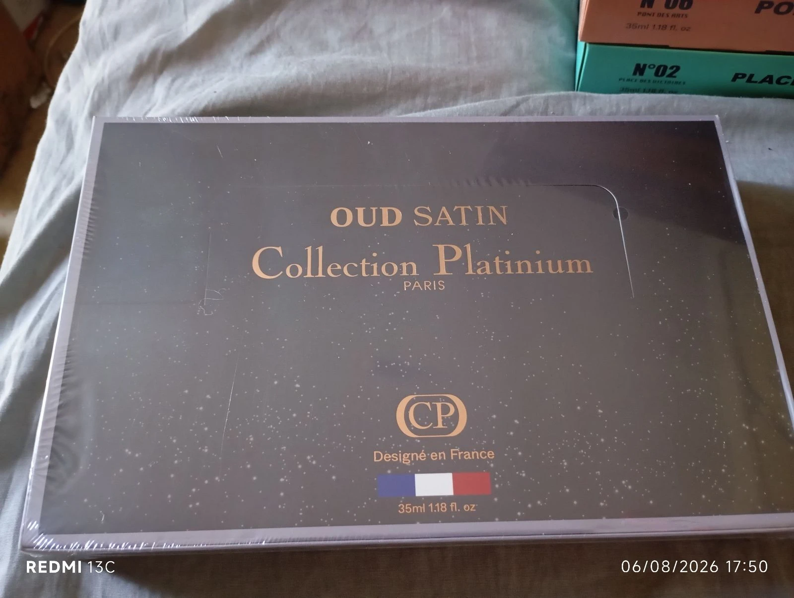 Ouf satin